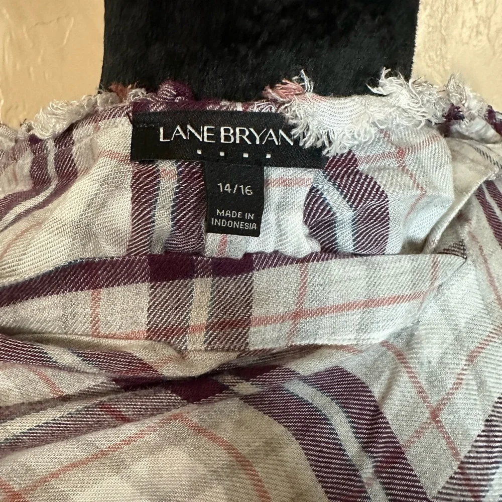 Lane Bryant 100% Rayon Blouse - Picture 4 of 4
